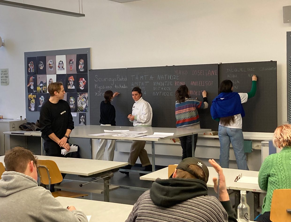 13 Brunco EAEA8 D91 12 A0 4259 9 BF5 DC42 F22 CCA70