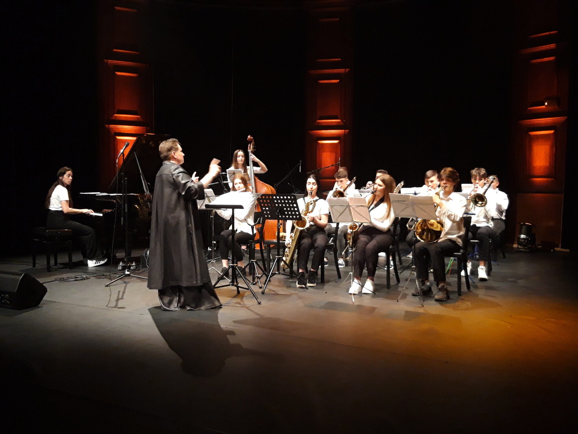 4 20220507 204622 Sandra Suter